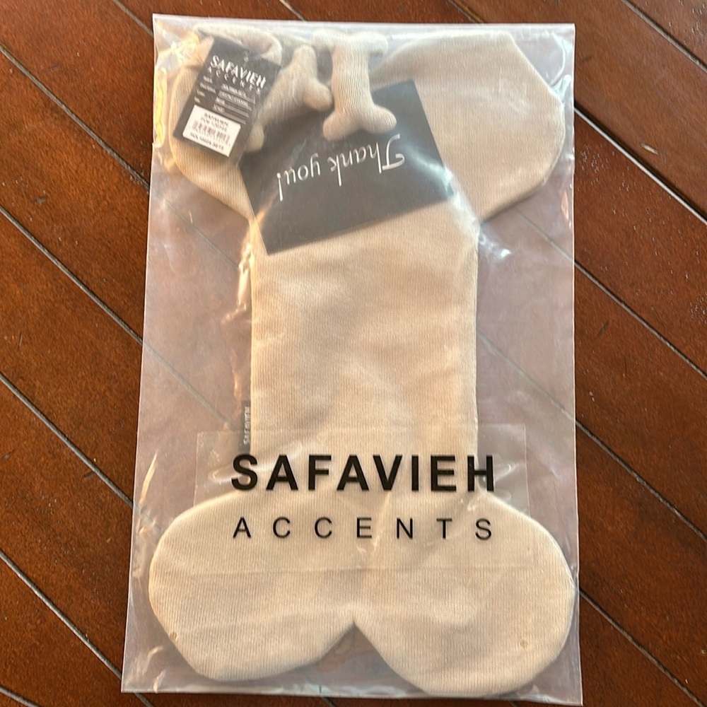 NWT NIP - SAFAVIEH Accents Dog Christmas Stocking.